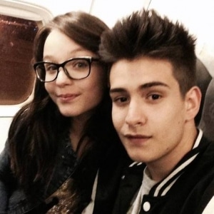 Larissa Manoela e Matheus Chequer