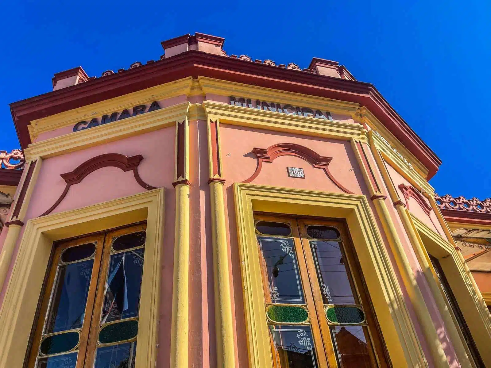 Foto mostra Câmara Municipal de Pelotas, que abriu concurso público recentemente.
