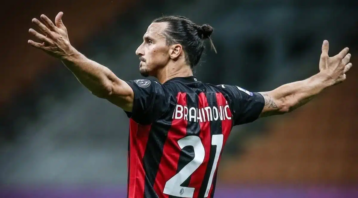 Foto mostra Ibrahimovic, que recentemente elegeu um ex-grêmio como um dos melhores jogadores.