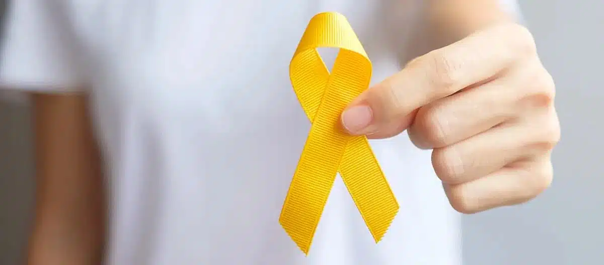Fita amarela, símbolo da campanha de prevenção ao suicídio, em imagem de arquivo.