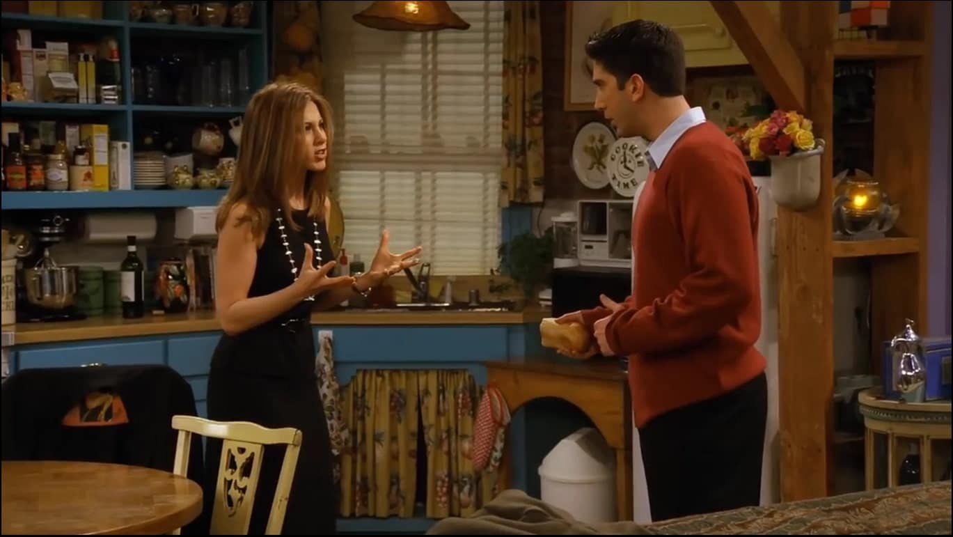 Na imagem, os personagens Rachel e Ross, da sério Friends, brigando